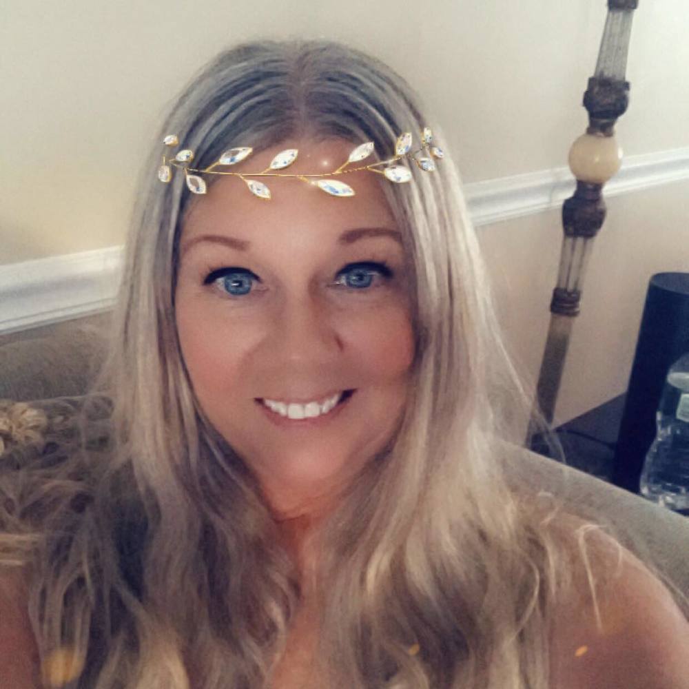 Meet your Posher, Linda